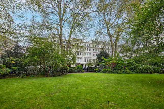 Flat for sale in Cornwall Gardens, London