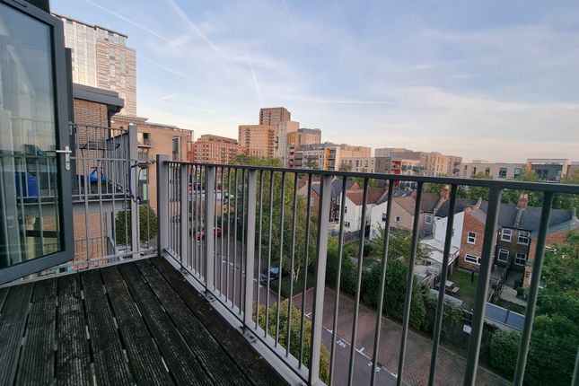 Fletcher Court, Joslin Avenue, London photo 3