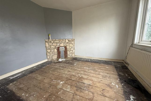 Ladyfield Road, Chippenham photo 4