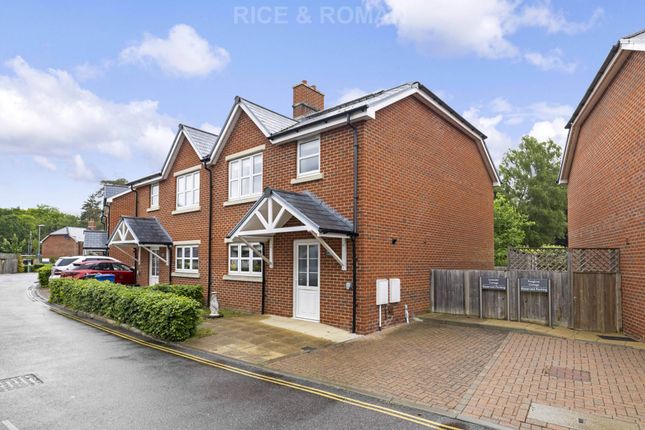 Thumbnail Semi-detached house for sale in Rise Road, Ascot