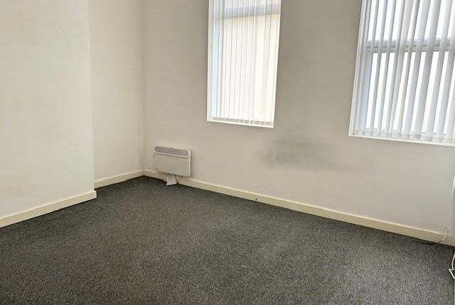 1, 99 Stanley Road, Liverpool photo 3