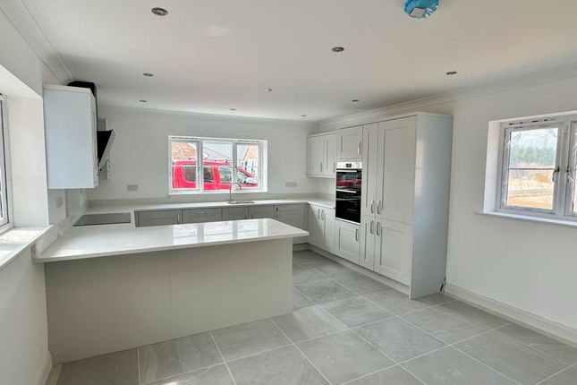 9 Acer Drive, Fordham Road, Isleham photo 2