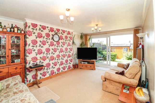 Semi-detached house for sale in Roundhills, Waltham Abbey
