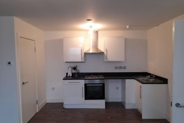 Flat to rent in West Derby Road, Anfield, Liverpool