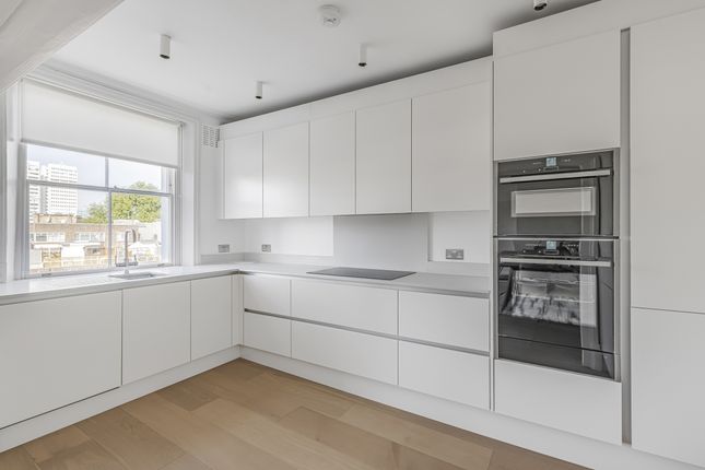 Flat 4, 38, Devonshire Place, London photo 3
