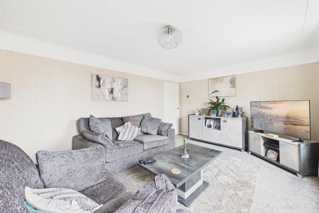 11, Penkett Grove, Wallasey photo 3