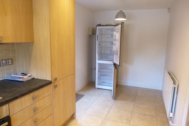 11, Elm Road, Reading photo 5