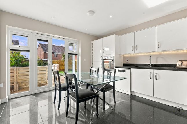 38, The Sandlings, Woodbridge photo 2