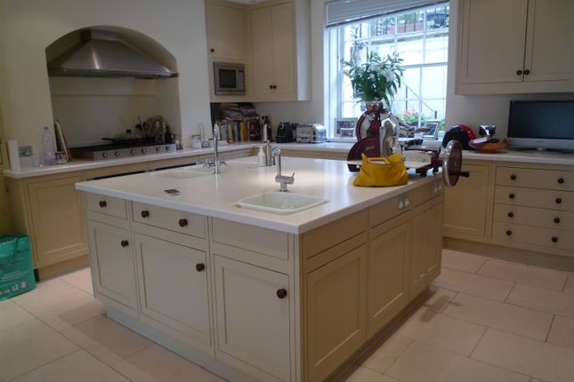 1, St Mark's Crescent, Primrose Hill photo 2