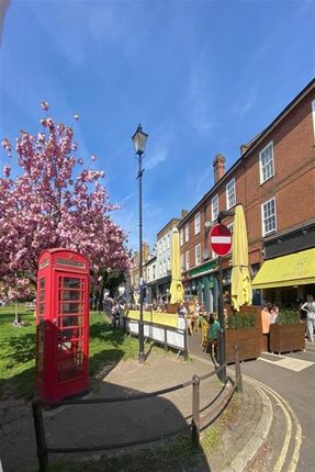 Compton Road, Winchmore Hill Station, London photo 4