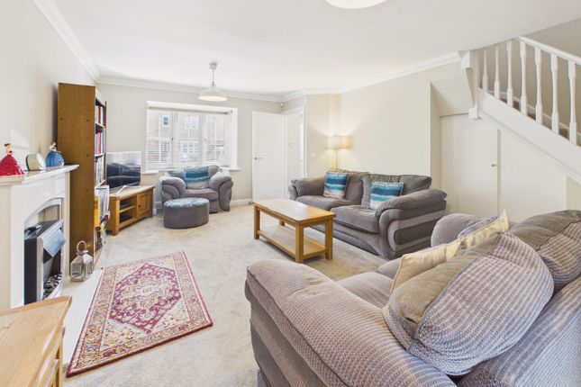 8 Westfields Drive, Beverley, East Riding of Yorkshire photo 3
