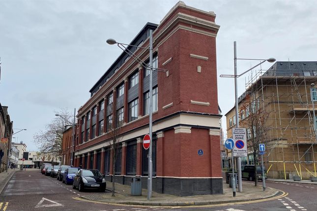 Thumbnail Commercial property for sale in Large Vacant Commercial Property For Sale BB2, Blackburn With Darwen