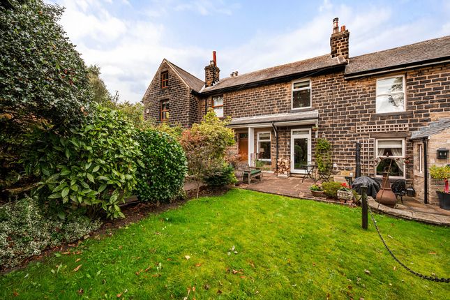 2-bed house on 3, Hall Syke, Huddersfield, £240,000