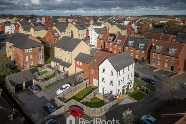 Town house for sale in Turnberry Avenue, Ackworth, Pontefract, West Yorkshire