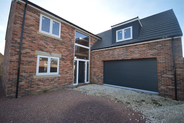 Thumbnail Detached house for sale in Dixon Street, Featherstone, Pontefract