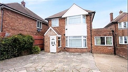 Detached house for sale in Speart Lane, Heston, Hounslow