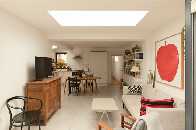 166a, Copleston Road, London photo 3