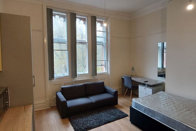 1-bed flat on 12 16, Guildhall Walk, Portsmouth, £888/mo