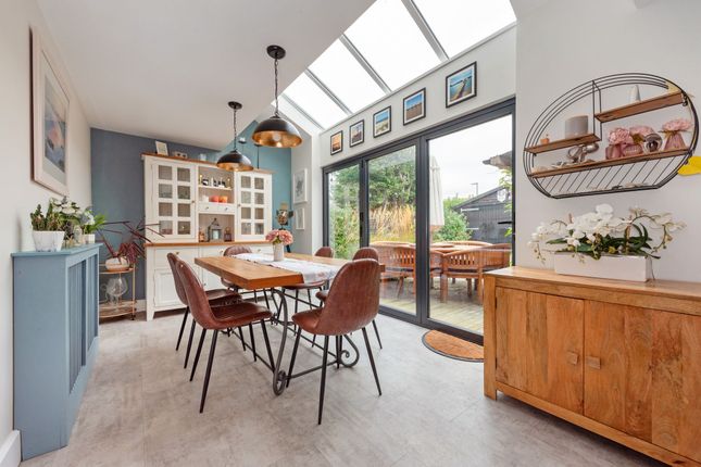 57 Williams Road, Chichester photo 3
