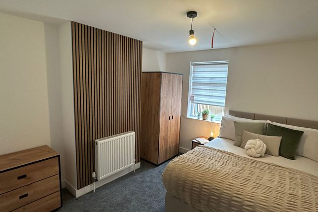 Thumbnail Shared accommodation to rent in Butts Road, Exeter