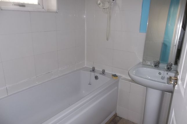 28, Capper Avenue, Gainsborough photo 5
