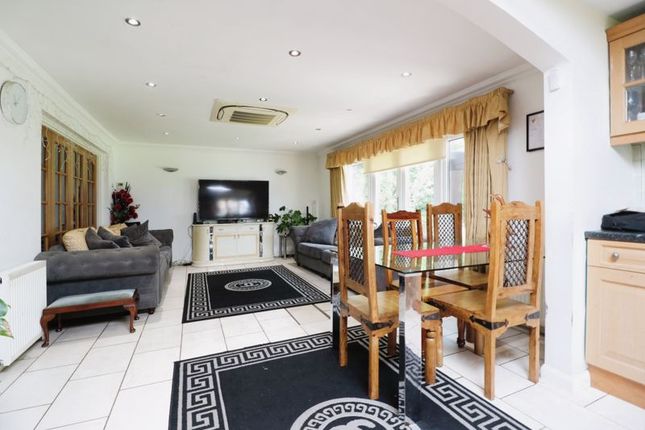 Semi-detached house for sale in Bouverie Way, Langley, Slough