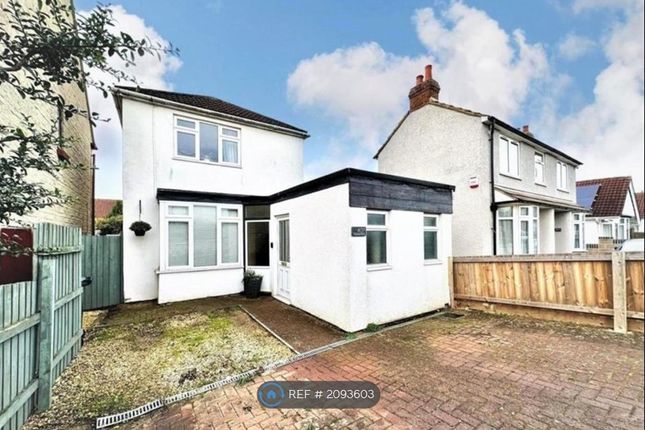 Thumbnail Detached house to rent in Cricklade Road, Swindon