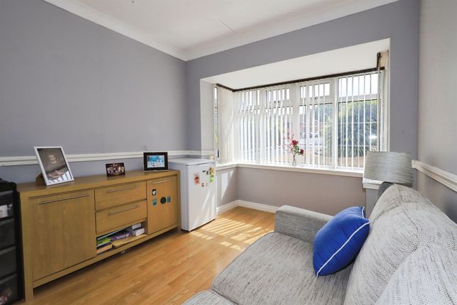 28, Serin Close, Kidderminster photo 2