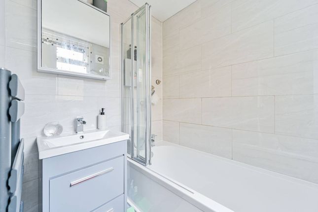 End terrace house for sale in Downderry Road, Bromley