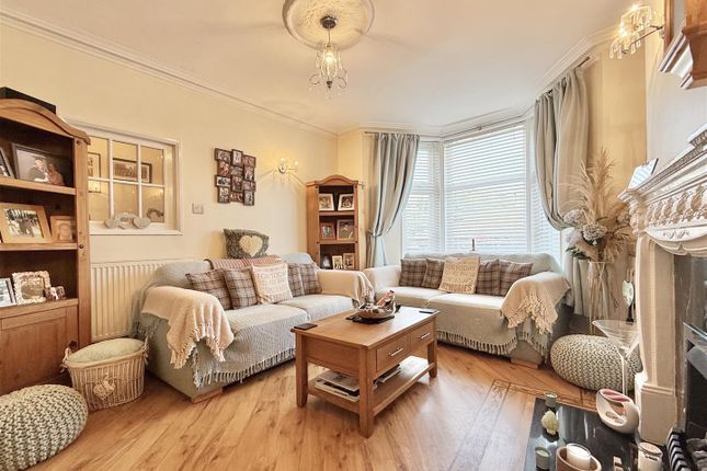 31, Mount Pleasant Road, Brixham photo 2