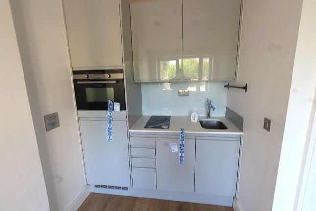 Flat 46, Pinnacle House, Home Park Mill Link, Kings Langley photo 4