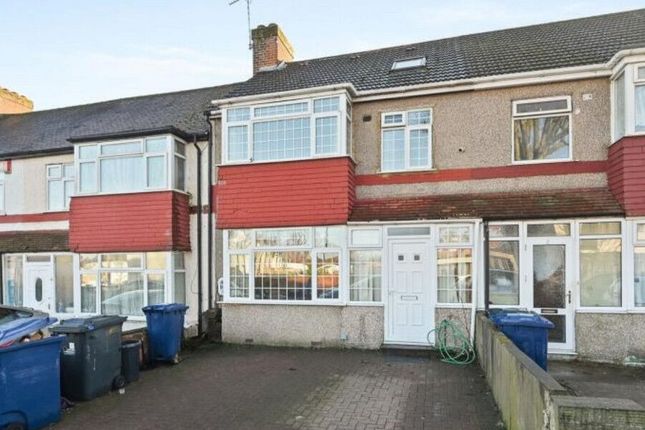 4-bed house on 29, Portland Crescent, London, £600,000