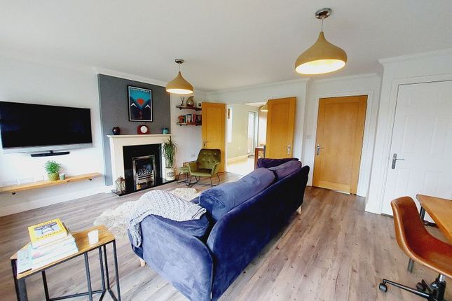 17a, Dorking Road, Great Bookham photo 2