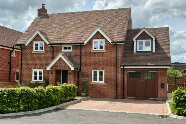 Thumbnail Detached house for sale in Popham Close, Hungerford