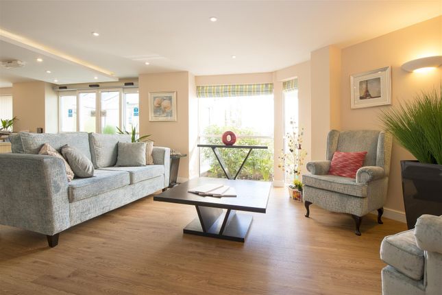 Flat for sale in Somers Brook Court, Newport