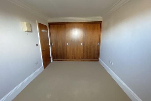 Flat for sale in Weymouth Avenue, Dorchester