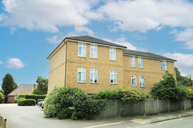 2-bed flat on 14, Ashcombe Court, Ashford, £225,000