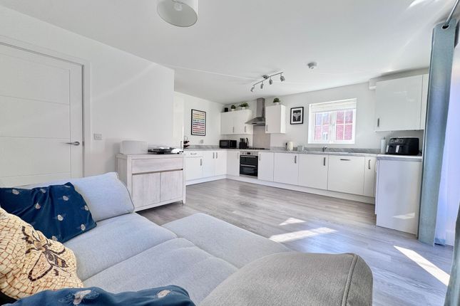 47 Troon Road, Southampton photo 3