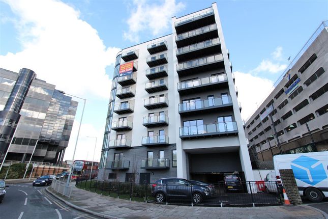 Thumbnail Flat to rent in Panorama Apartments, 2 Harefield Road, Uxbridge