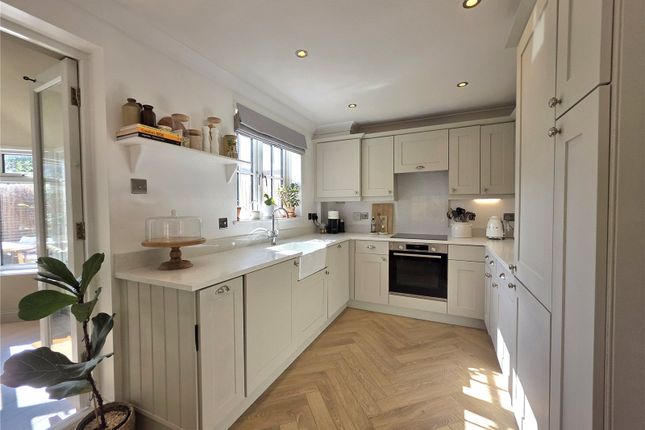 5, Kingfisher Gate, Essex photo 3
