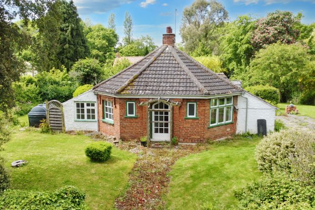 Thumbnail Cottage for sale in Watery Lane, Little Cawthorpe, Louth