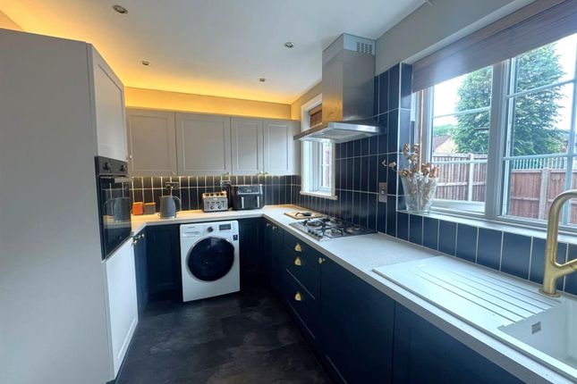 144, Alexandra Road, Aldershot photo 3