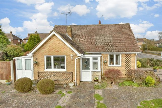 2-bed house on Roystons Close Rainham, Gillingham, £375,000