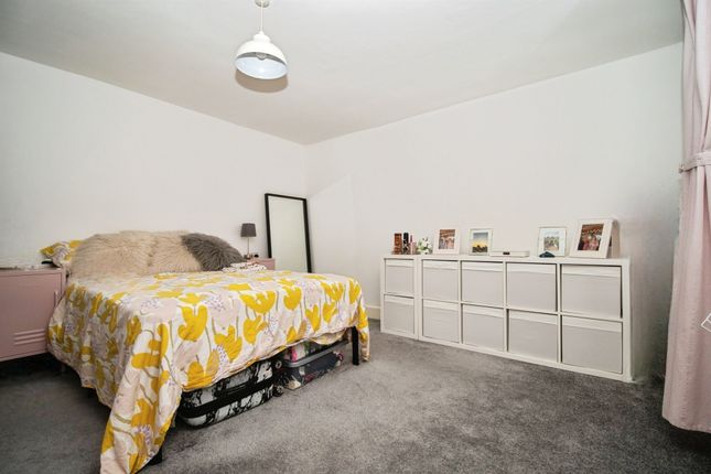 Flat 1, 71, Dorchester Road, Weymouth photo 2