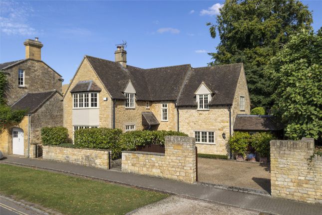 Thumbnail Detached house for sale in Leysbourne, Chipping Campden, Gloucestershire