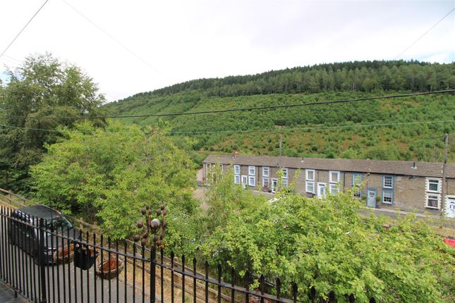 5 Railway Cottages, Railway Terrace, Blackwood photo 4