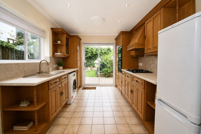 29, Chandler Avenue, London photo 4
