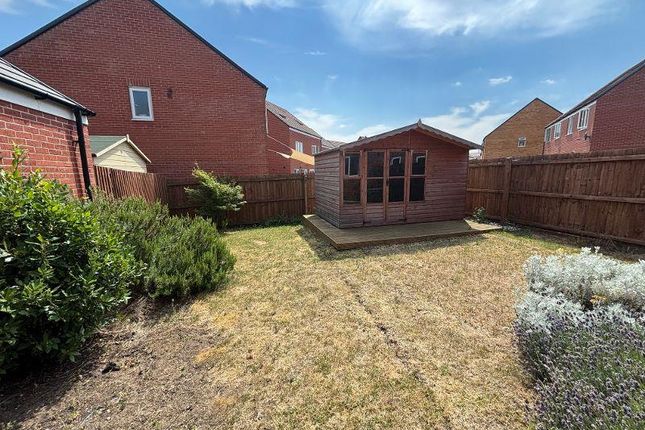 15, Harmony Grove, Peterborough photo 4