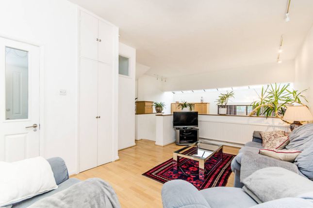 Property to rent in Burrard Road, West Hampstead, London