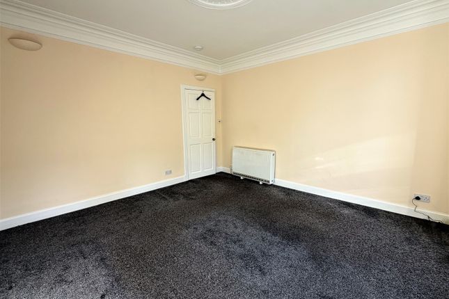 2/L, 51, Dura Street, Dundee photo 3